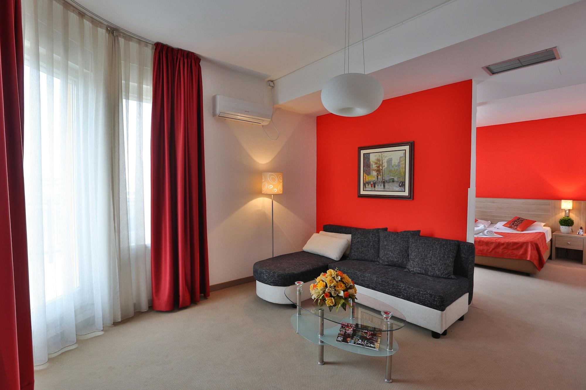 Hotel Putnik Novi Sad Luaran gambar