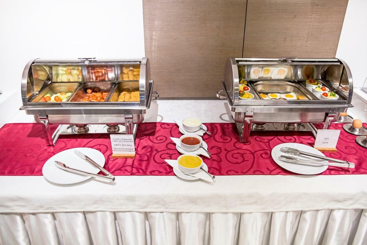 Hotel Putnik Novi Sad Luaran gambar