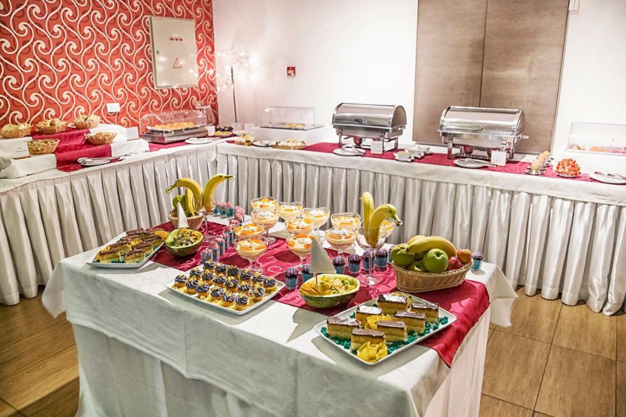 Hotel Putnik Novi Sad Luaran gambar