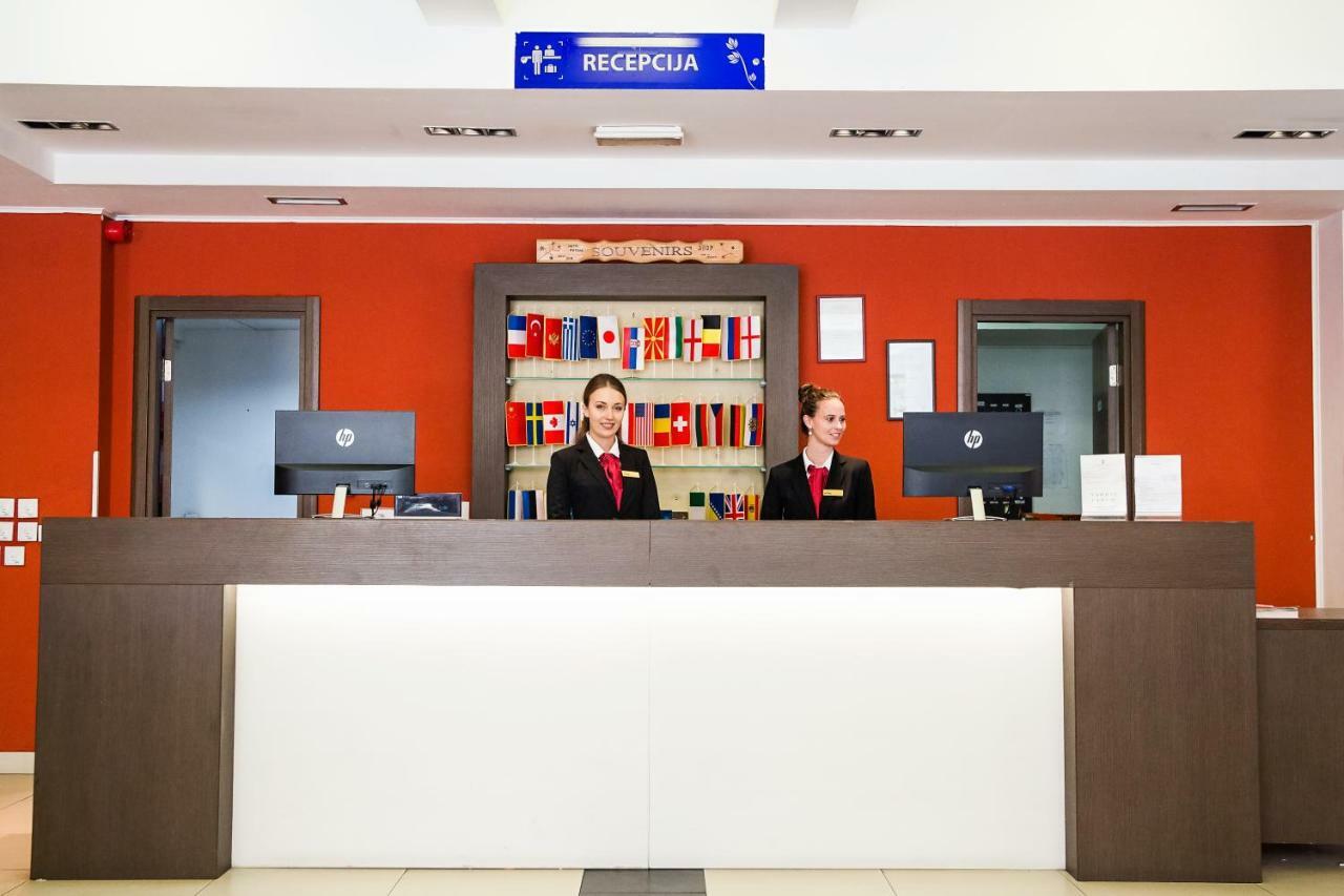 Hotel Putnik Novi Sad Luaran gambar