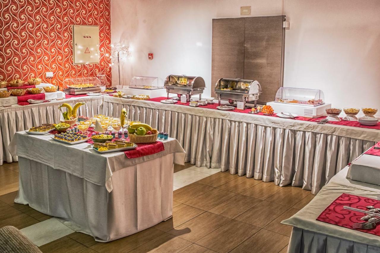 Hotel Putnik Novi Sad Luaran gambar